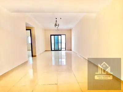 LAVISH 3BHK AVAILABLE YEARLY READY TO MOVE SHARJAH MUWAILEH COMERICAL WITH BALCONY 3BATH LUXURY APARTMENT