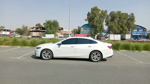 2017 Chevrolet MALIBU 照片 2