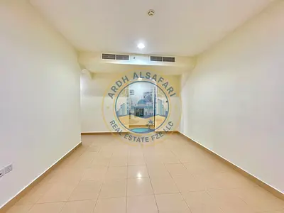 Luxury 2bhk//40k//near to park and bus station