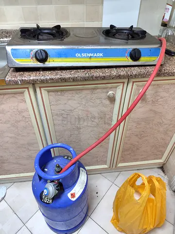 Used Olsenmark Double Gas Stove with Cylinder-Full gas cylinder, one week only used for cylinder.