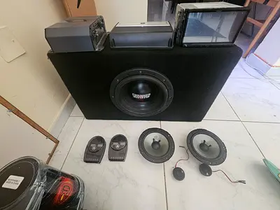 Car audio system, complete set.