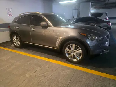 صورة 9 لـ 2018 Infiniti QX70