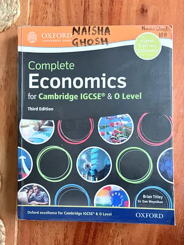 Complete Economics for Cambridge IGCSE & O Level (Third Edition) - Oxford