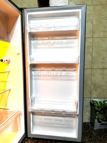 ثلاجة
