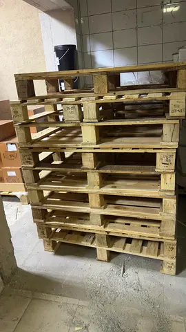 Wooden pallets