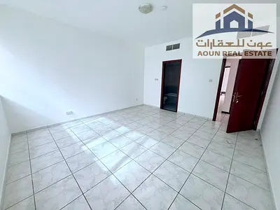 Al Majaz 3 is one of the distinguished residential areas on Khalid Lake, close to Al Majaz 2, Al Majaz 1, the Corniche, and Al Qasba.