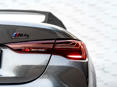 2025 BMW M4 照片 8