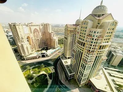 Free Chiller | Bright | Balcony | Parking