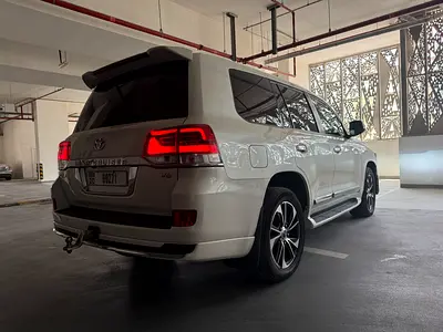 2015 Toyota LAND CRUISER photo 9