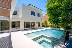 5 Bed | Vacant | Backs Park | Fully Upgraded