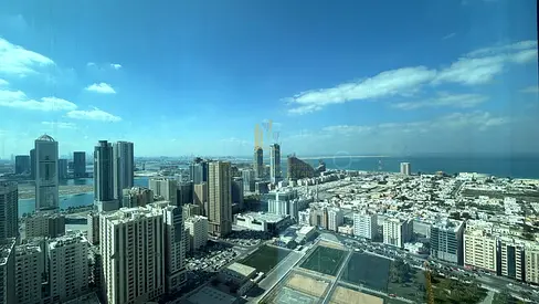 🏡✨ للبيع شقة مميزة في برج الدانة | المجاز 3 – الشارقة