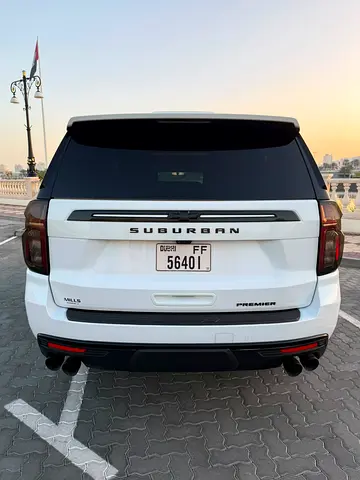 2023 Chevrolet SUBURBAN 照片 5