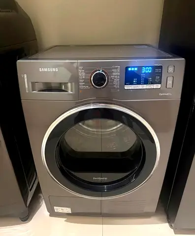 Samsung 9kg Heat pump dryer like brand new condition