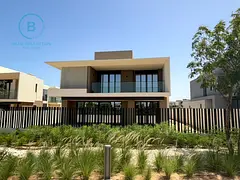 Best Location | Single Row | Backing on big pool