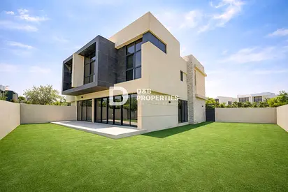 Freshly Renovated | Largest Plot | Nearby Park