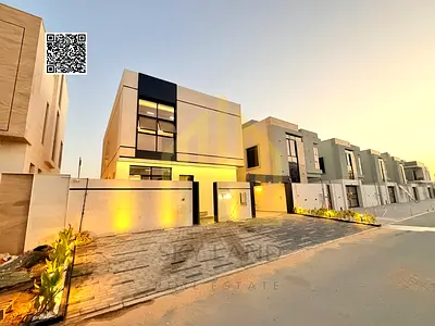 Villa for sale - 3 floors - with registration fees - directly from the owner - close to amenities