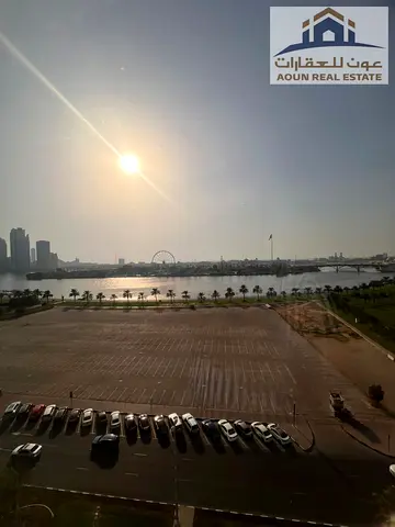 Al Majaz 1 area on Khalid Lake, and close to Al Majaz 2 and Al Majaz 3, Al Qasimia, Al Nahda, and Al Taawun. Some of the main nearby landmarks inclu