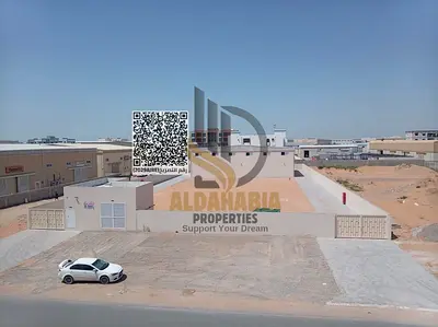 مستودع للبيع ام القيوين مواطن او خليجى