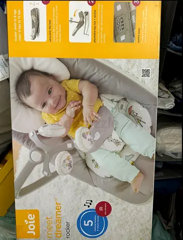 Joie Meet Dreamer Baby Rocker / Portable Baby Bouncer - Gently Used