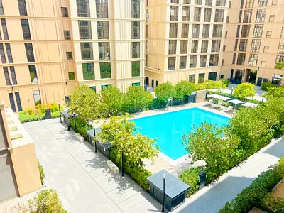 Pool View | Modern Layout Studio | Gym Pool Parking