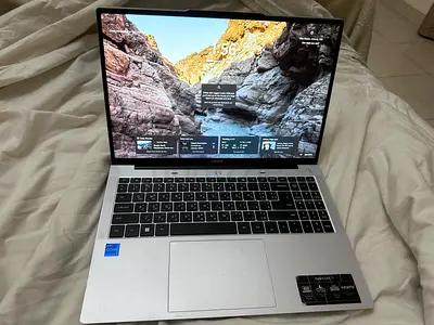 Acer Aspire Lite 16 Laptop