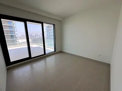 Spacious waterfront apartment | Expansive private balcony | Prime Mina Rashid location | Seagate Building 3