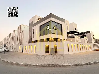 Corner villa - 3 floors - all fees included - directly from the owner