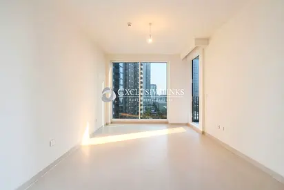 Bright 1BR | Private Balcony | Vacant