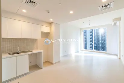 Bright 1BR | Private Balcony | Vacant