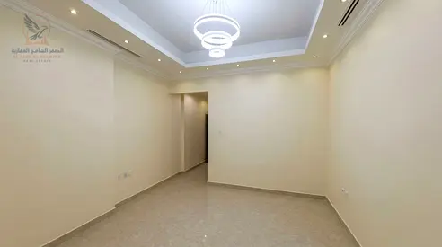 شقة غرفة وصالة للإيجار السنوي في عجمان الروضة 3 بناية جديدة بتشطيب ممتاز قرب بحر الإمارات