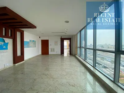 Spacious Office | Prime Waterfront Location