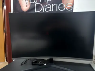 Curved 34-inch Ultrawide Monitor with Stand (Good condition)