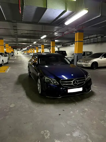 E300 full option AMG super clean GCC