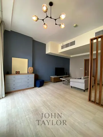 استوديو ضخم جاهز للانتقال ومجهز بالكامل في JVC