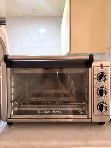 Russell Hobbs Express Mini Air Fryer Oven - 12.6L Capacity, 1500W, 5 Functions Countertop Convection