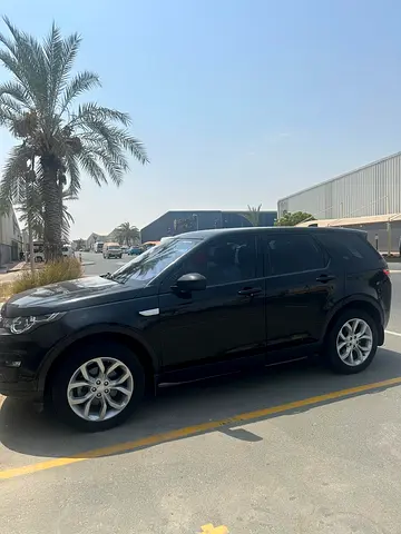 Land Rover Discovery Sport HSE Luxury 2017 | GCC Specs | Low Mileage