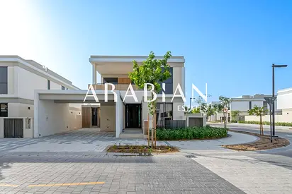 Single Row | Vacant July | Landscaped