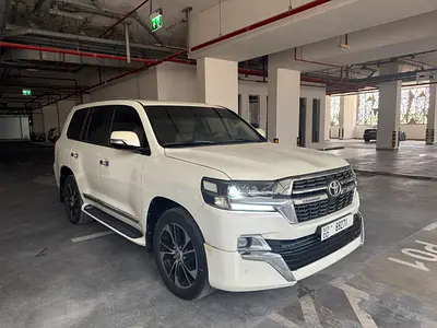 2015 Toyota LAND CRUISER photo 6