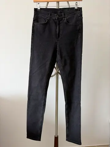 COS Women’s slim black jeans