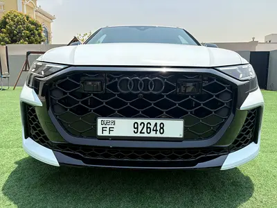 2025 AUDI RS Q8 photo 4