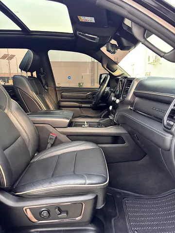 2022 RAM 1500 照片 8