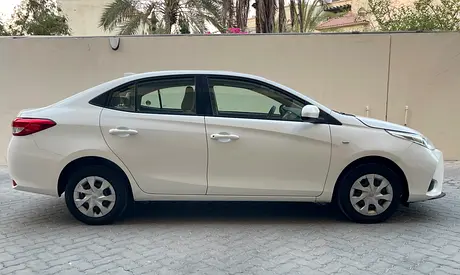 2022 Toyota YARIS 照片 4