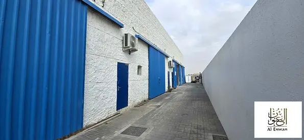 Freehold Warehouses for sale in Al hano- jalil industrial Sharjah