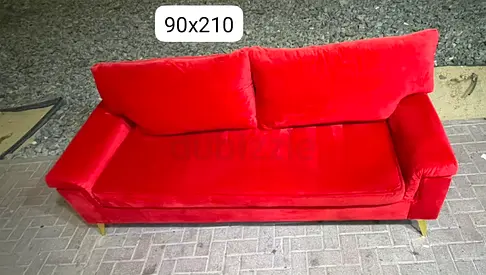 3seater sofa available ready for sell