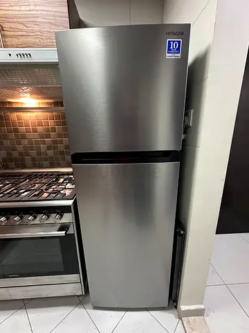 Excellent Condition - Hitachi Refrigerator, Net 240L, No Frost Fridge Freezer, 10 Year Warranty