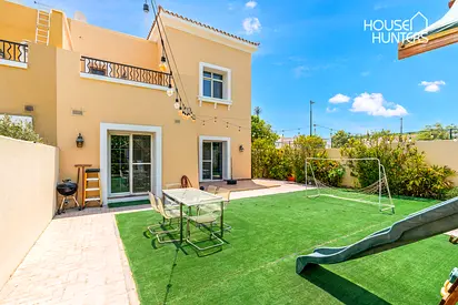 Exclusive| Upgraded 1E| Corner plot and Green Belt