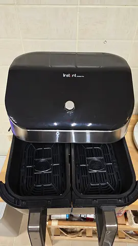 Air fryer instant vortexes plus
