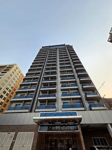 HIGH RETURN - FURNISHED STUDIO - PRIME LOCATION - BEST PRICE