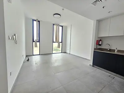 Modern Design 1Bhk Gym Parking Pool Lavish Community