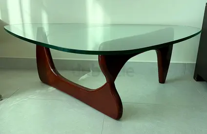 STYLISH GLASS & SOLID WOOD COFFEE TABLE